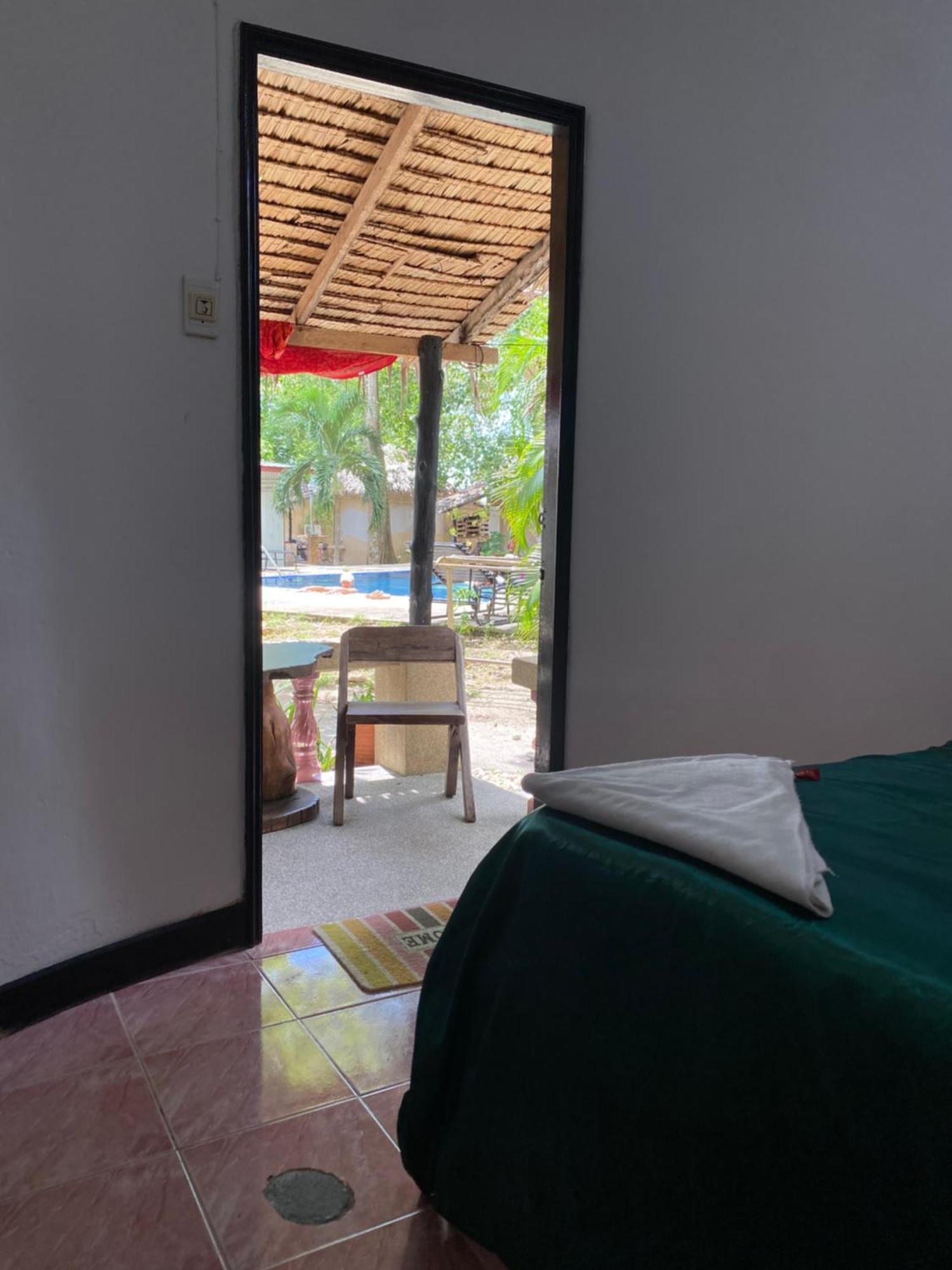 Hutofhappiness Apartment Thongsala Exterior foto